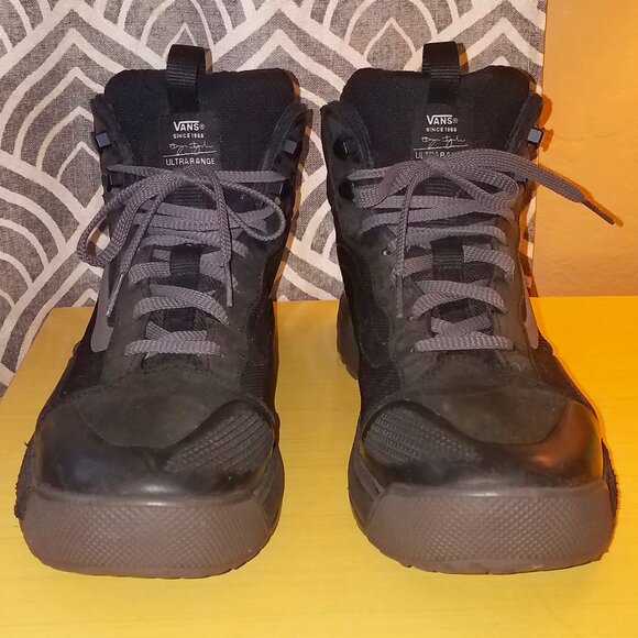 B6 ULTRA RARE VANS BRYAN IGUCHI GORE TEX HIGH SHOES, Men's 10.5 - Picture 3 of 14